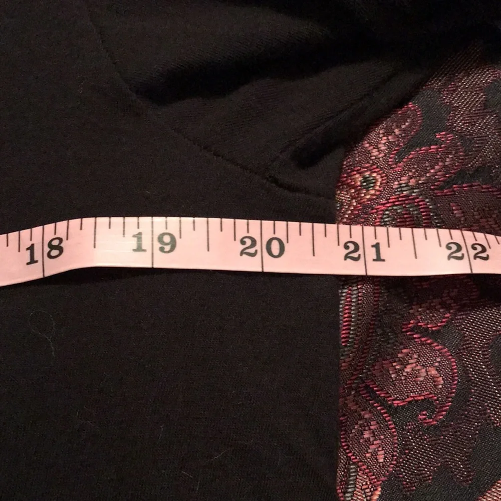 🖤LEGEND OF ZELDA MENS BLACK L/S TOP SIZE L🖤 - Picture 7 of 9